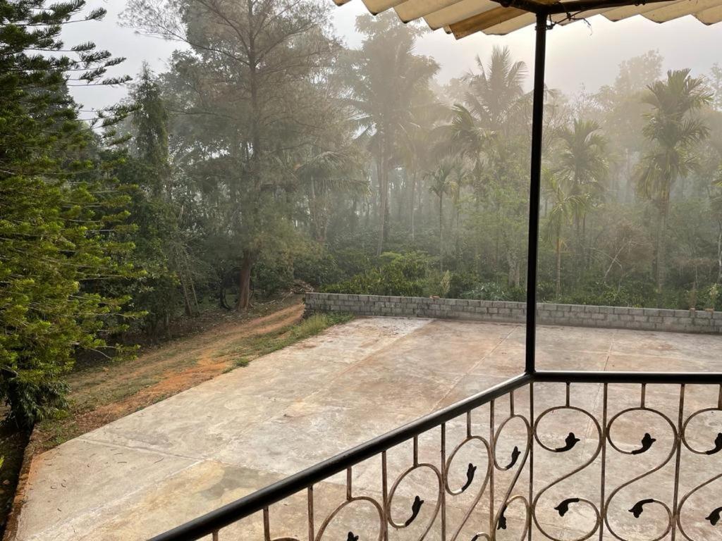New Organic Home Stay Mudigere Esterno foto
